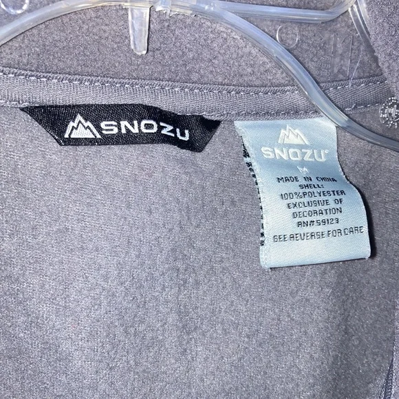 Snozu | Women’s GrayFleece Jacket w/plaid design - Size Medium - Picture 3 of 7